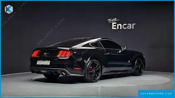 FORD MUSTANG COUPE