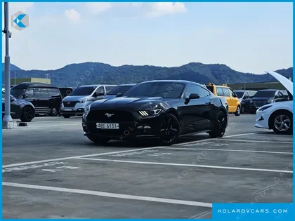 FORD MUSTANG COUPE