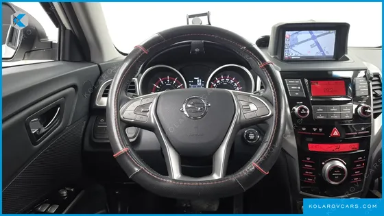 KGM - SSANGYONG TIVOLI VX 2WD