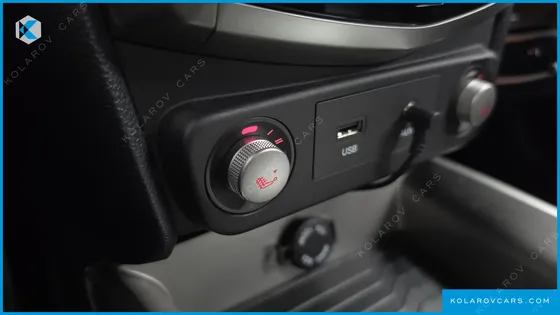 KGM - SSANGYONG TIVOLI VX 2WD