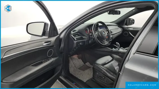 BMW X6M 4.4