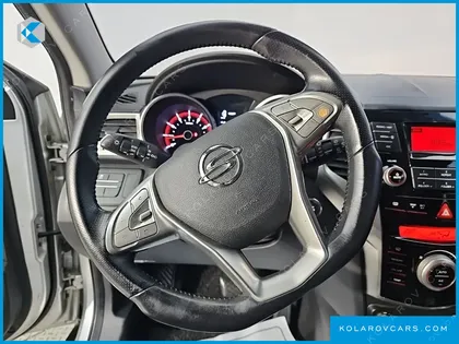 KGM - SSANGYONG TIVOLI VX 2WD
