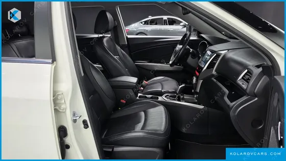 KGM - SSANGYONG TIVOLI LX 2WD