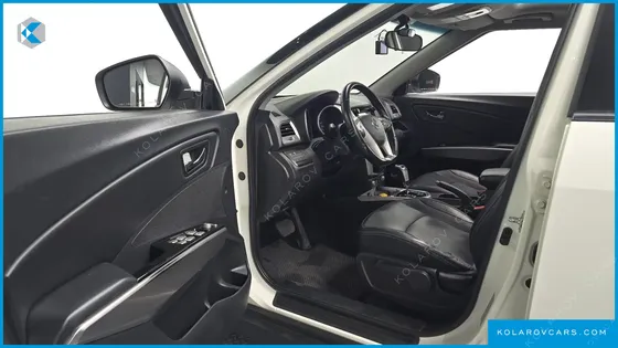 KGM - SSANGYONG TIVOLI VX 2WD
