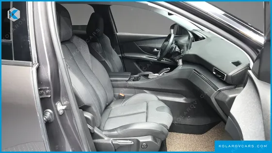 PEUGEOT 3008 1.2 PURE TECH ALLURE