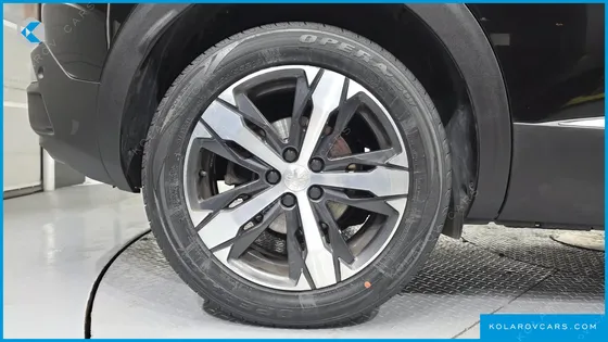 PEUGEOT 3008 1.2 PURE TECH GT