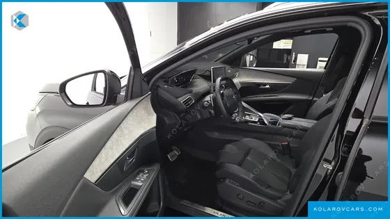 PEUGEOT 3008 1.2 PURE TECH GT