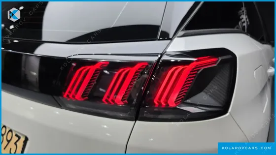 PEUGEOT 3008 1.2 PURE TECH ALLURE