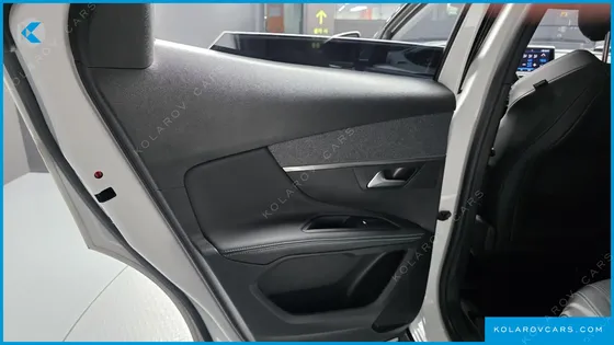 PEUGEOT 3008 1.2 PURE TECH ALLURE
