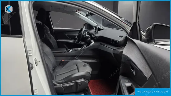 PEUGEOT 3008 1.2 PURE TECH ALLURE