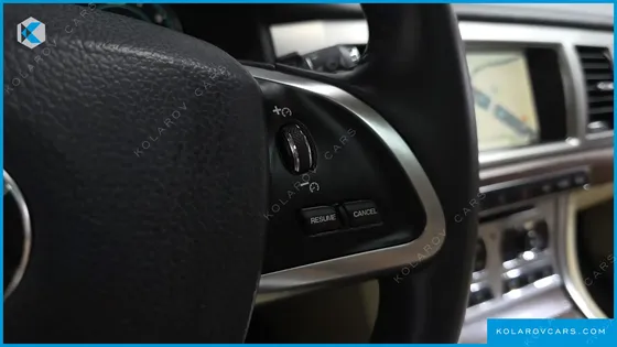 JAGUAR XF 2.0 LUXURY