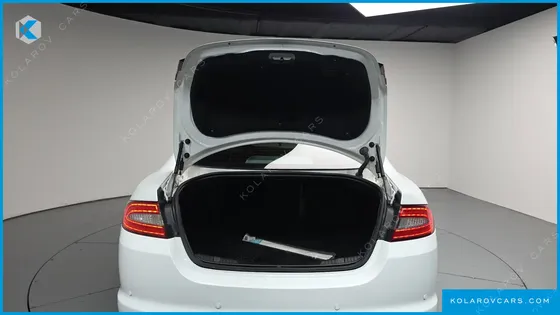 JAGUAR XF 2.0 LUXURY