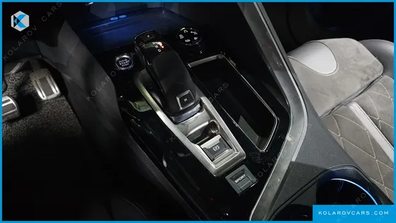 PEUGEOT 3008 2.0 BLUEHDI GT