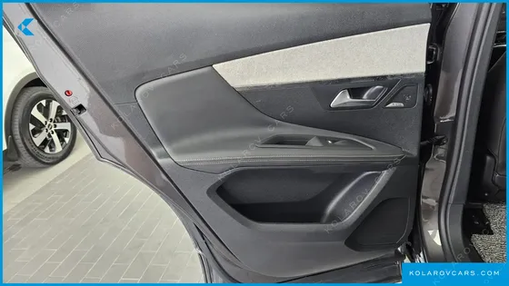 PEUGEOT 3008 2.0 BLUEHDI GT