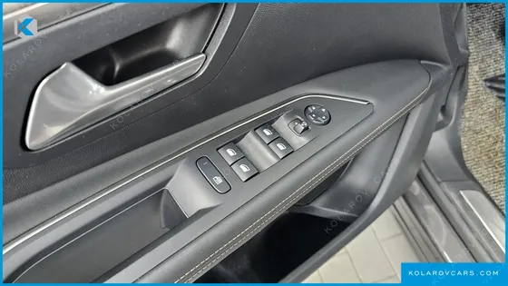 PEUGEOT 3008 2.0 BLUEHDI GT