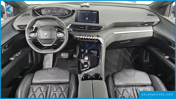 PEUGEOT 3008 1.2 PURE TECH ALLURE