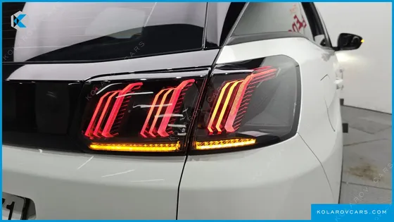 PEUGEOT 3008 1.2 PURE TECH ALLURE