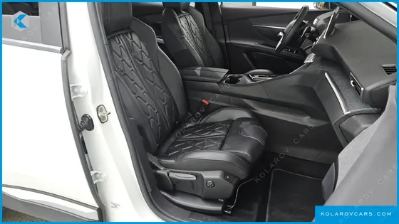 PEUGEOT 3008 1.2 PURE TECH ALLURE