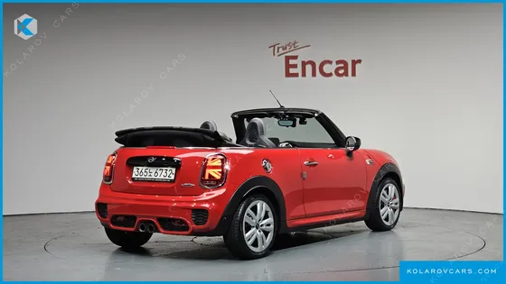 MINI COOPER CONVERTIBLE JCW