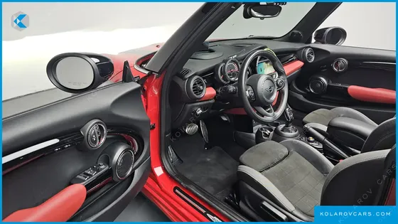 MINI COOPER CONVERTIBLE JCW