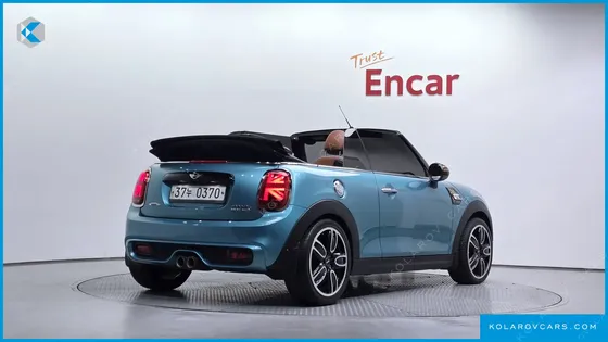 MINI COOPER CONVERTIBLE STANDARD