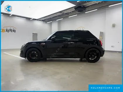 MINI COOPER CONVERTIBLE JCW
