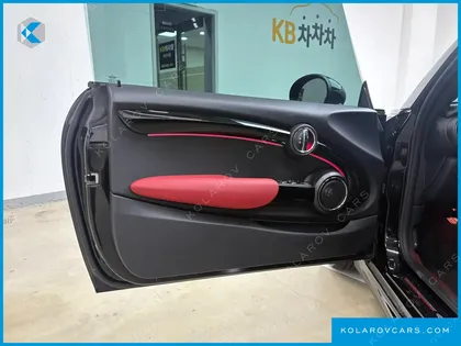 MINI COOPER CONVERTIBLE JCW