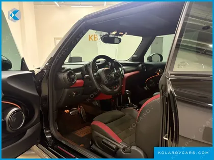 MINI COOPER CONVERTIBLE JCW
