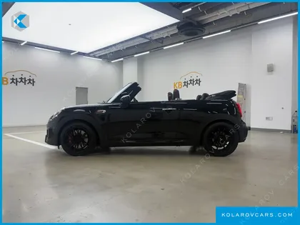 MINI COOPER CONVERTIBLE JCW