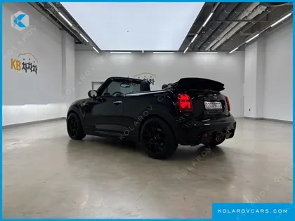 MINI COOPER CONVERTIBLE JCW