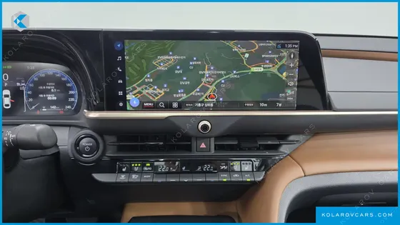 TOYOTA CROWN 2.5 4WD HYBRID