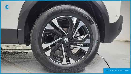 PEUGEOT 2008 1.5 BLUEHDI GT LINE