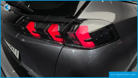 PEUGEOT 2008 1.5 BLUEHDI GT LINE