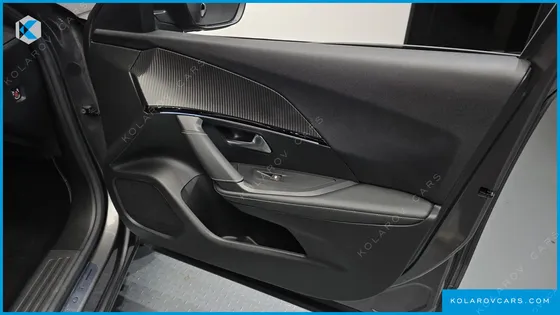 PEUGEOT 2008 1.5 BLUEHDI GT LINE