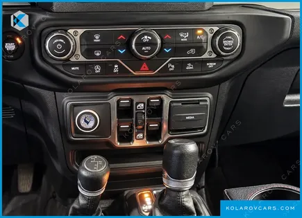 JEEP WRANGLER 2.0 SPORT 4DOOR ISLANDER EDITION