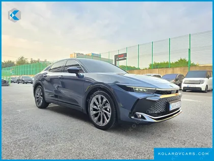 TOYOTA CROWN 2.5 4WD HYBRID