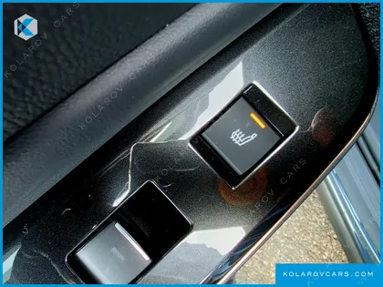 TOYOTA CROWN 2.5 4WD HYBRID