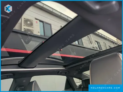 TOYOTA CROWN 2.5 4WD HYBRID