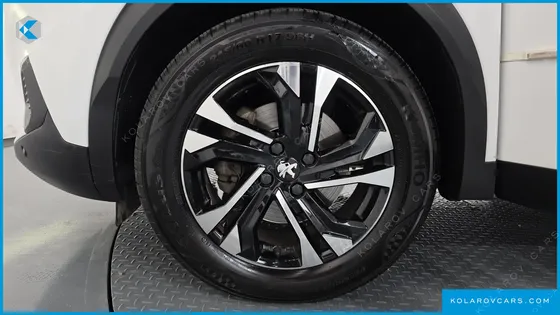 PEUGEOT 2008 1.5 BLUEHDI ALLURE