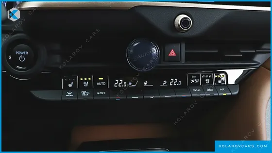 TOYOTA CROWN 2.5 4WD HYBRID
