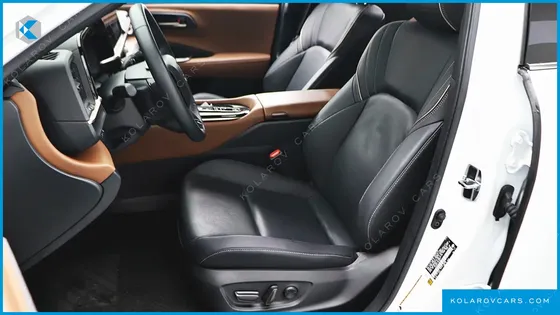 TOYOTA CROWN 2.5 4WD HYBRID