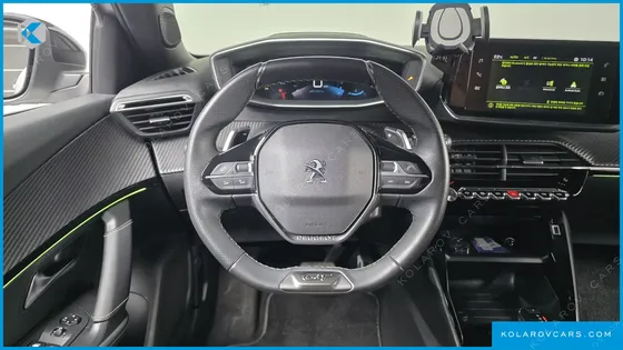 PEUGEOT 2008 1.5 BLUEHDI GT LINE