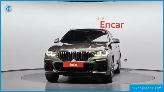 BMW X6 M50I
