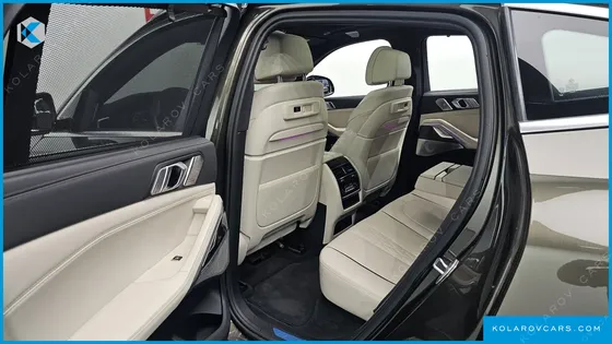 BMW X6 M50I