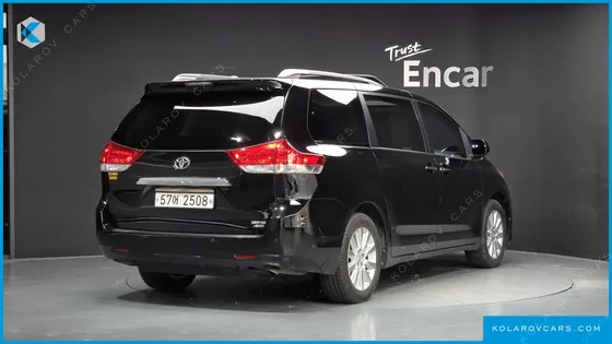 TOYOTA SIENNA 3.5 AWD