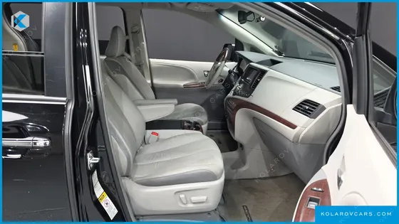 TOYOTA SIENNA 3.5 AWD
