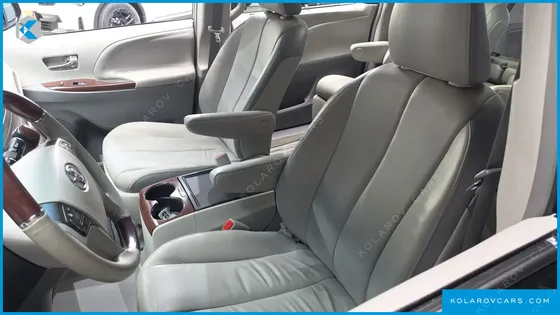 TOYOTA SIENNA 3.5 AWD