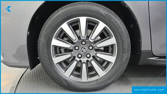 TOYOTA SIENNA 3.5 AWD