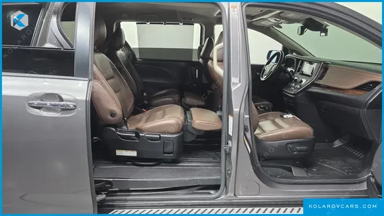 TOYOTA SIENNA 3.5 AWD