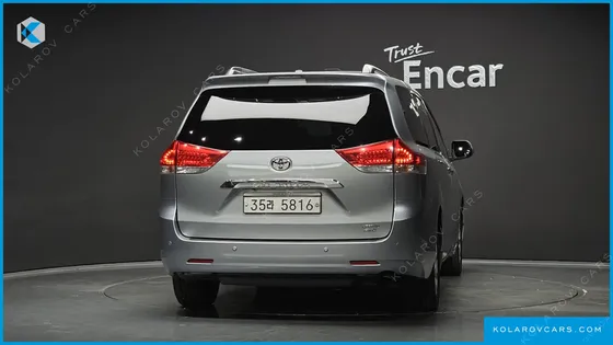 TOYOTA SIENNA 3.5 AWD